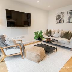 NEW Elegant apartment, 2 bed, balcony, Poole - Aurora's Abode