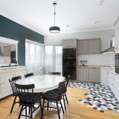 Cranta Hillside Apartment