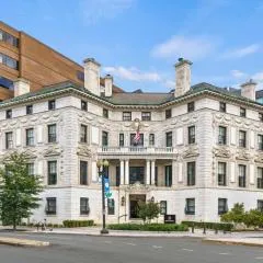 Placemakr Dupont Circle