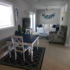 So Coastal! A family and pet friendly home