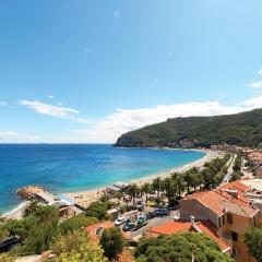 Stunning Apartment In Varazze With Wifi