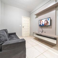 097 - Apto econômico de 02 quartos em Canto Grande