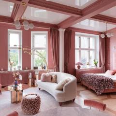 Luxury Pink Suite