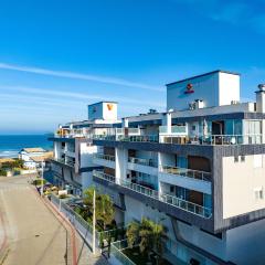 195 - Apartamento com 2 dormitórios a 50m da praia de Mariscal