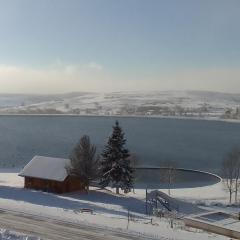 Appartement situé en plein centre à deux pas des pistes.