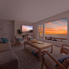 Stunning Oceanfront Villa - Massive Patio, Hot Tub, Parking, Pet Friendly & Views!