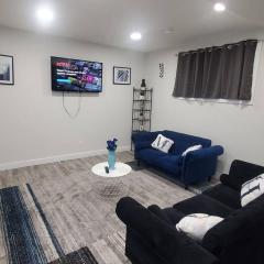 Family-Friendly, NETFLIX, Cozy Comfy 2 bed room basement suite,sleeps 5