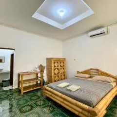 Duyung Rooms & Resto Gerupuk