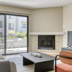 Burbank 2BR w BBQ Gym Pool nr TJ WF LAX-818