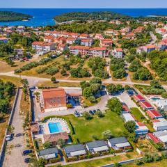 Holiday Home Superior-5 by Interhome