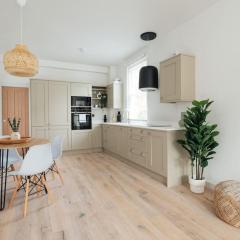 Light & Luxury London Apartment in Honor Oak