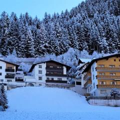 Apartment Studio 1 by Interhome