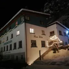 Haus Hotz