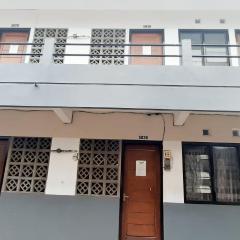 OYO 90137 Kost Mahameru Syariah