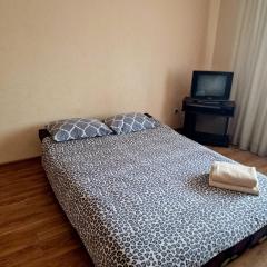 Apartment on Kravchuka, 11b