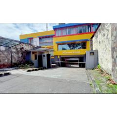 OYO Life 93383 Wisma Kencana Puteri