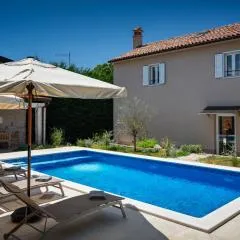 Villa Vin - Pool, ruhig, strandnah, Klimaanlage, Außenküche, Meeresnähe, Gästebetreuer