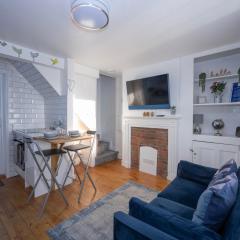 The Little Marlowe - 1 Bed City Centre Cottage