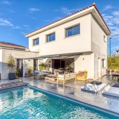 Sublime Maison Moderne avec piscine