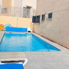 Villa with pool La Zenia