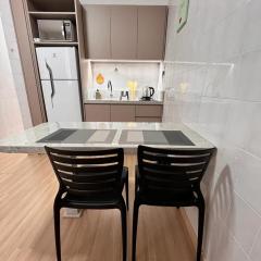 LOCALIZAÇÃO PERFEITA! Ap Beira Mar