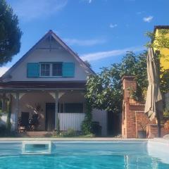 Zamardi house with private pool and garden, 200m to free beach