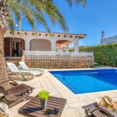 Aure Villa con piscina y aire acondicionado!