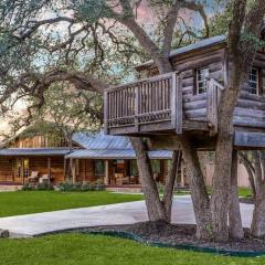 Amazing Hill Country Experience Cabin on 14 Acres
