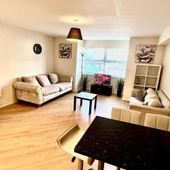 Chancellor Apt Nr Uni/Hosp/CityCtr & all Amenities