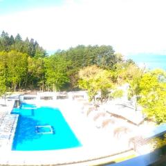 Park Ej's Lake and Pool View A90