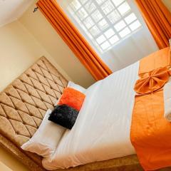 Cabre Apartments - Vibrant Haven