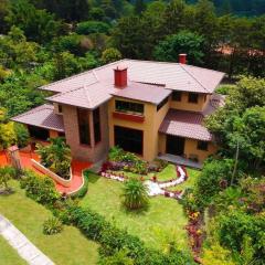 Boquete Luxury Mountain Villa