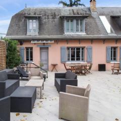 Charming house with garden in Sèvres - Welkeys