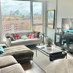 New Central 1BR wStunning View, 5 min Vauxhall St