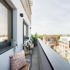 Stunning Views 3BR Sunny Flat - Amazing Terrace