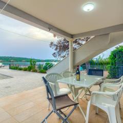 Apartment in Pirovac with sea view, terrace, air conditioning, WiFi (4925-2)