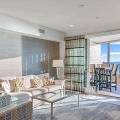 Escape to Neptune Dog-friendly beachfront penthouse condo with firepit, fireplace