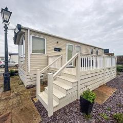 Lovely 6 Berth Caravan With Decking And Wifi In Kent, Ref 47017c