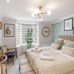 Beautifully Decorated 2 Bedroom flat
