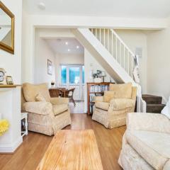 Pass the Keys 55 Heworth Village Wonderfully Cosy Family Home in York