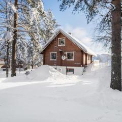Holiday Home Alppikylä 3b paritalo by Interhome