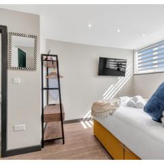 Get Your Zen On: Relaxing Studio in Central