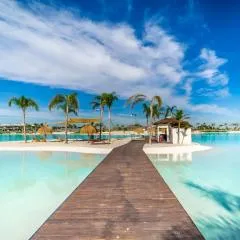 Luxury Penthouse - Santa Rosalia Lake and Life Resort