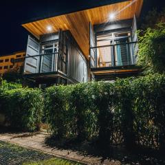City Glamping by ONE66 Hotel