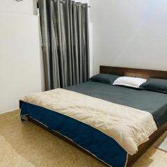 Independent 2-Room with Kitchen Homestay