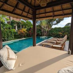 Kamayana, Peaceful & Quiet 6BR Villa with huge pool and Tropical garden