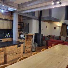 Chalet Courchevel La Tania - 14 personnes - 7 chambres 7 salles de bains - 40 m des pistes