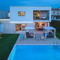 Villa Sky Dream for 8 persons near Novigrad
