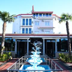 Hotel Bardhi