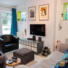 Cute & cosy 1 double bedroom garden flat